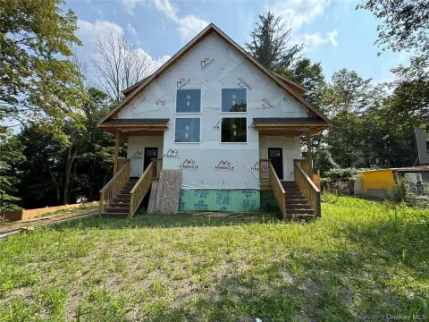 Spacious Duplex in Liberty, NY