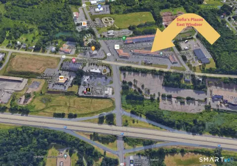 Retail Space in Shopping Center