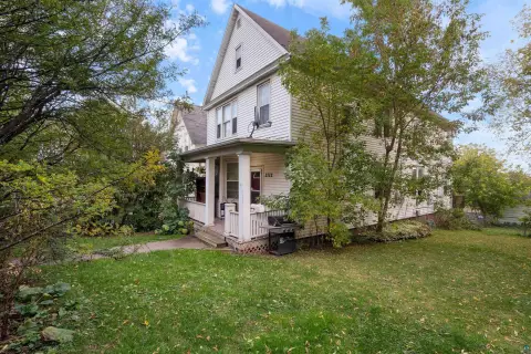2-Unit Duplex with Garage