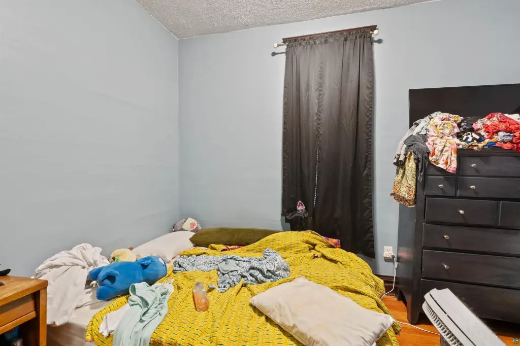 Picture 9