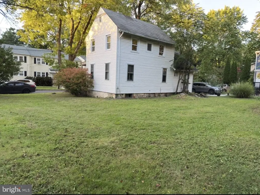 Picture 3
