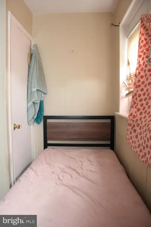 Picture 7