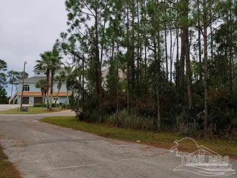 Waterfront-View Corner Lot