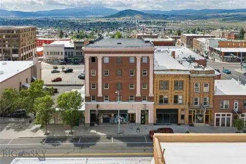 Historic Mixed-Use Building