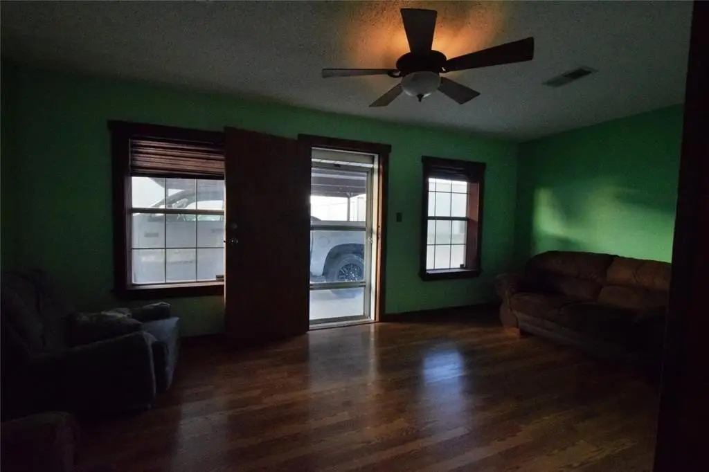 Picture 14