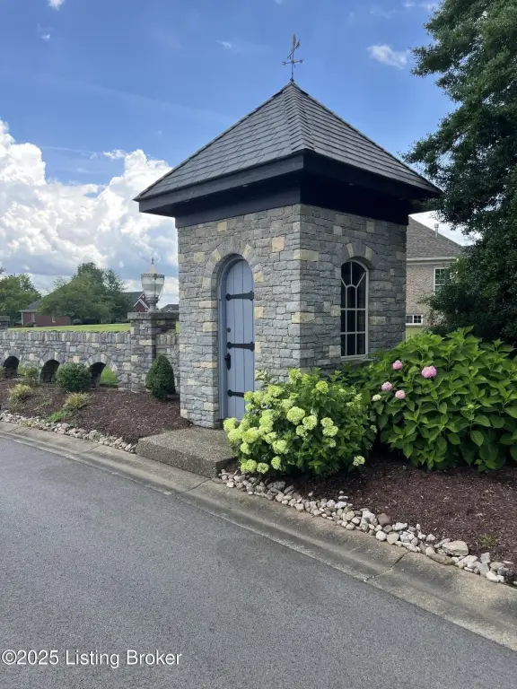 Picture 18