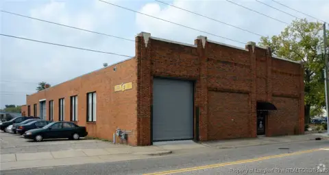Fayetteville Warehouse Space for Lease