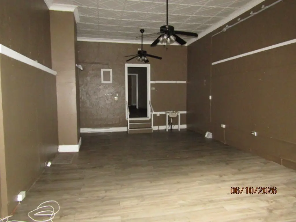 Picture 4