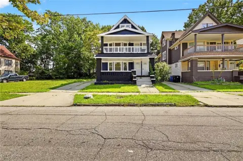 Move-in Ready Cleveland Triplex