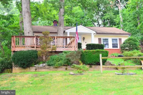 Large Corner Lot in Alexandria