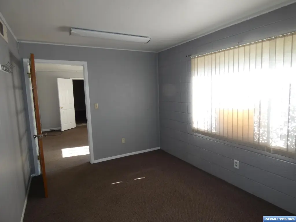 Picture 4