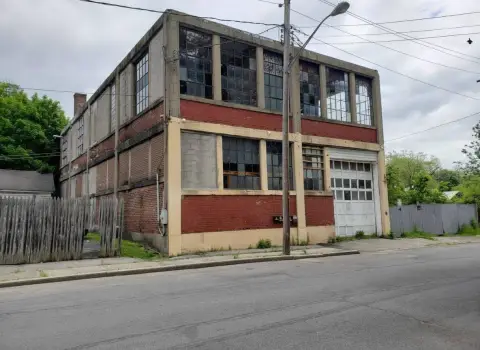 Versatile Warehouse and Office Space