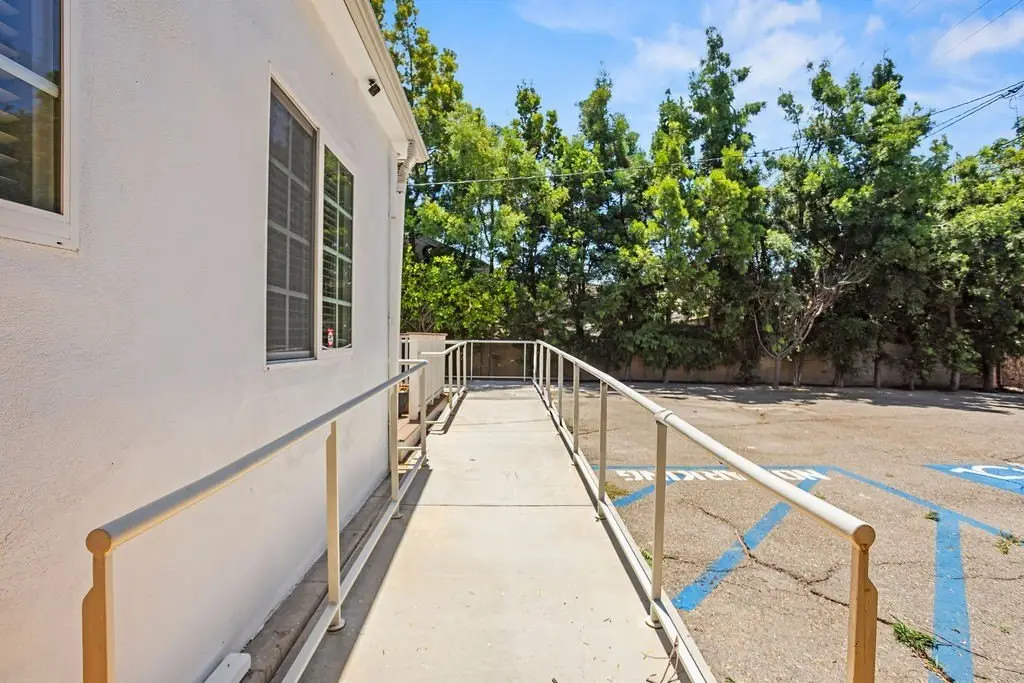 Picture 28