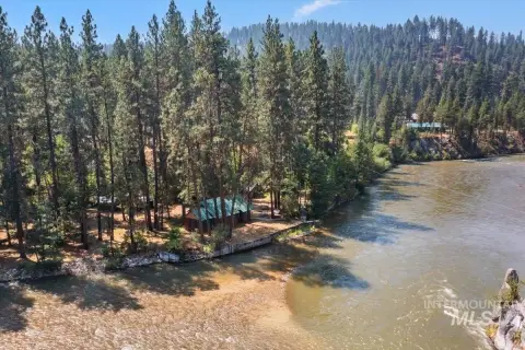 Waterfront Land with River Frontage