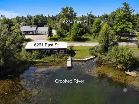 Crooked River Waterfront Land