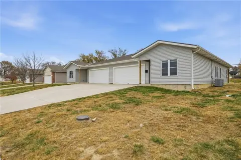 Contemporary Duplex in Kansas City