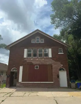 Mixed-Use Building Near Downtown Rockford