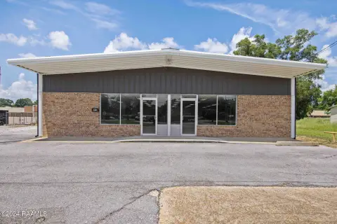 Retail Space With Storage