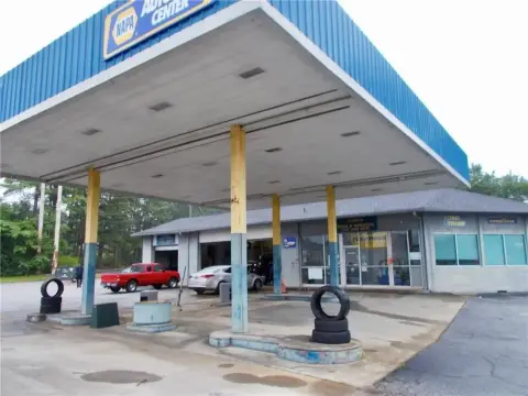 Automotive Repair Shop on Half-Acre