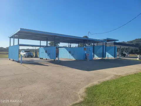 Operational Carwash with Expansion Potential