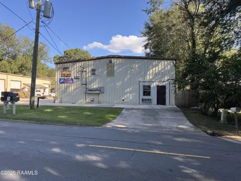 Lafayette Warehouse/Shop with Office