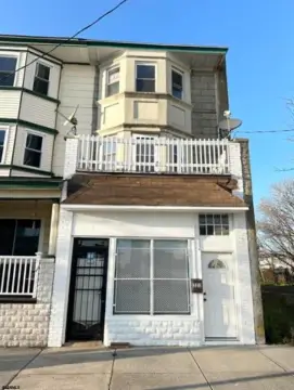Renovated Atlantic City Multi-Dwelling