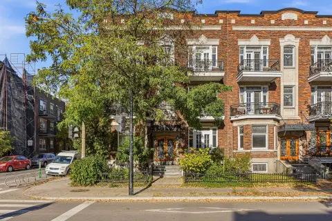 Five-Unit Apartment Building