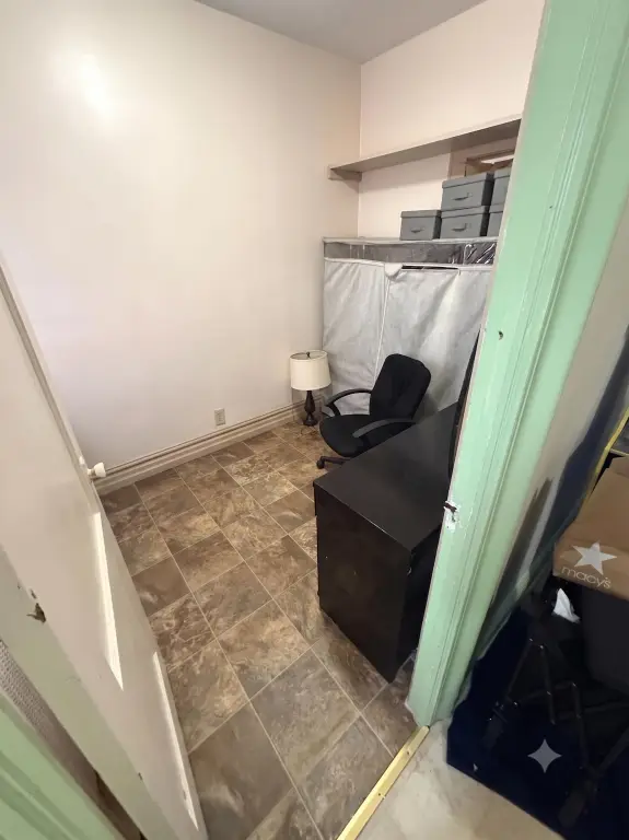 Picture 11