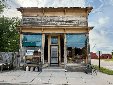 Mixed-Use Building With Living Quarters