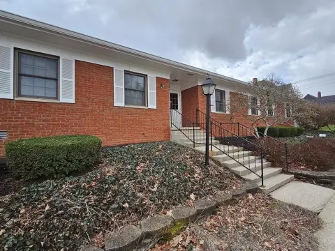 Bucyrus Commercial Space For Lease