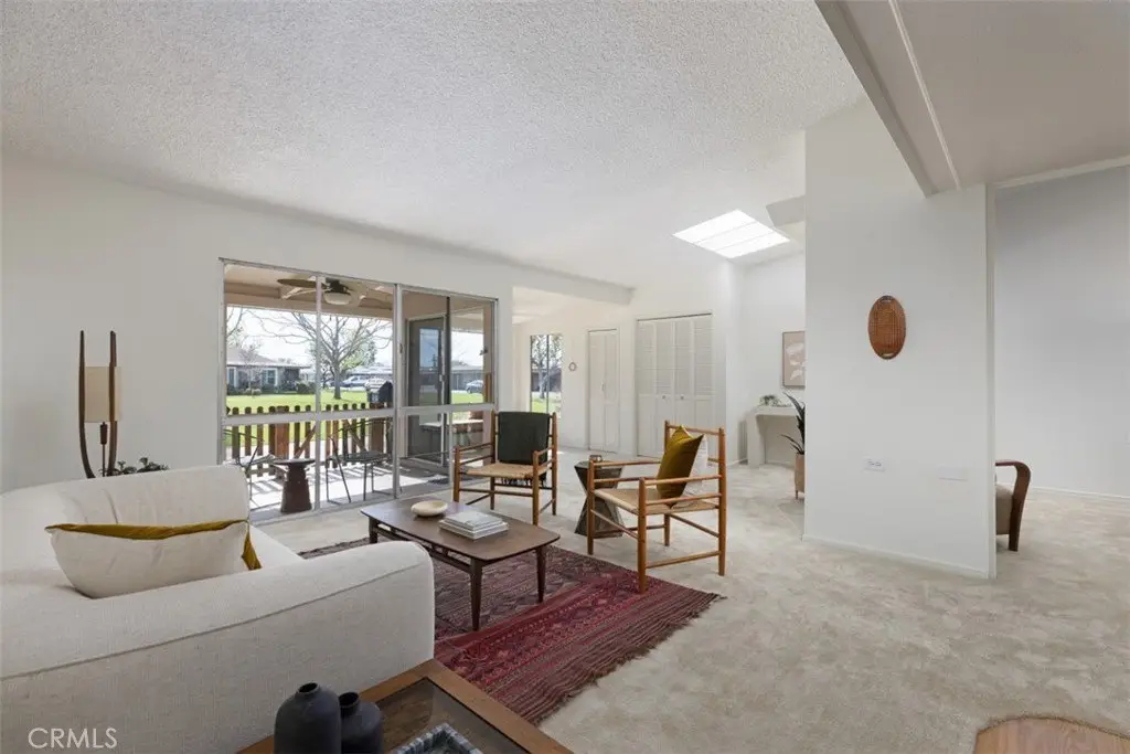 1541 Northwood Rd, Seal Beach, CA 90740