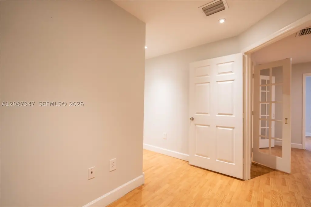 Picture 30