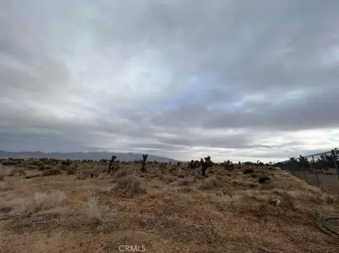 Apple Valley Land with Views