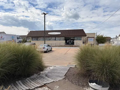 Prime Corner Retail Opportunity