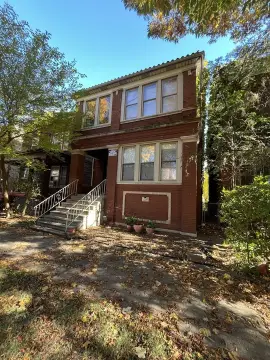 Two-Unit Building in Greater Grand Crossing