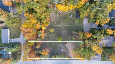 Land Parcel in Harbor Springs