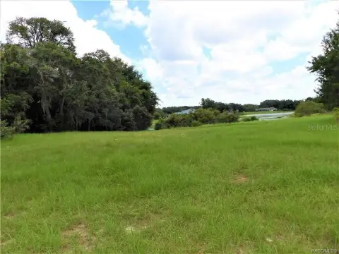 Residential Land in Inverness, FL