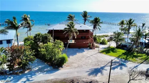 Harborfront Five-Unit Hotel