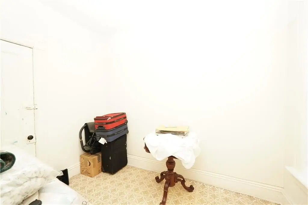Picture 12