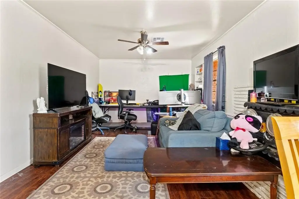 Picture 9