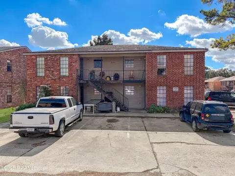 Lafayette Fourplex: Income Potential