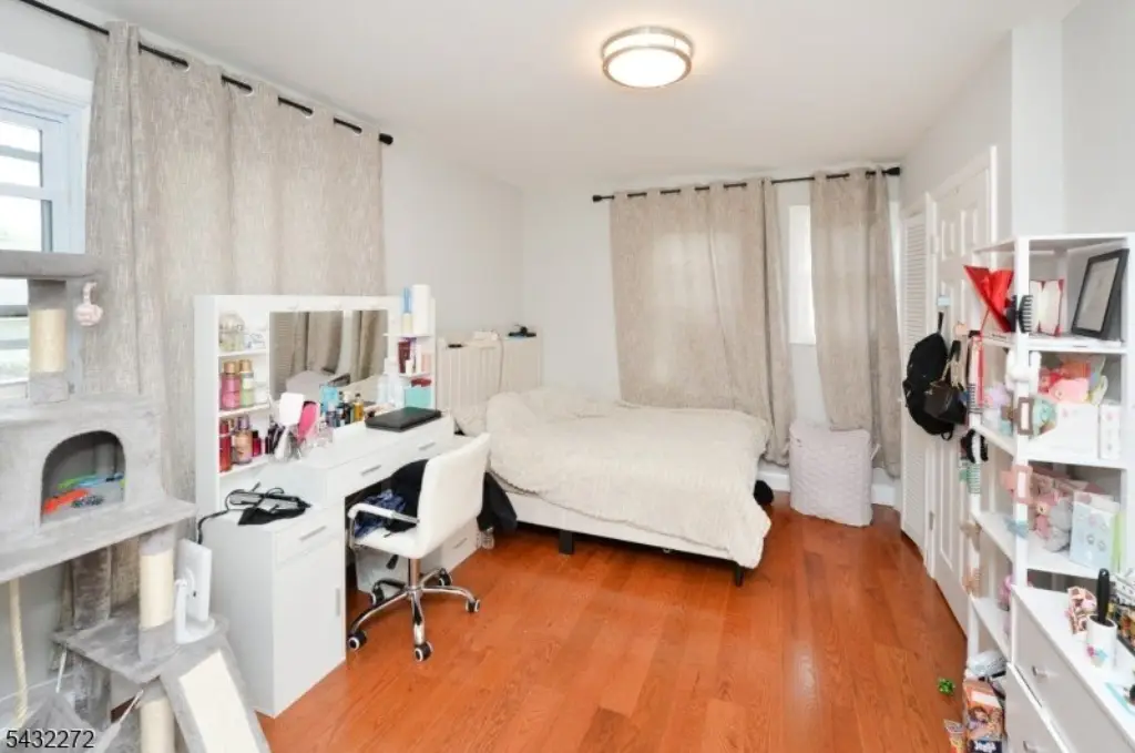 Picture 6