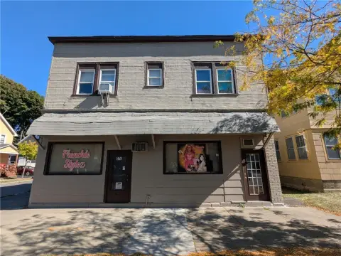 Mixed-Use Property with Financing Option