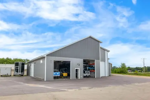 Industrial Flex Building with 3 Bays