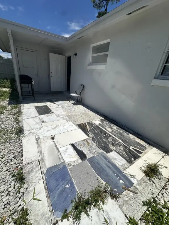 Picture 10