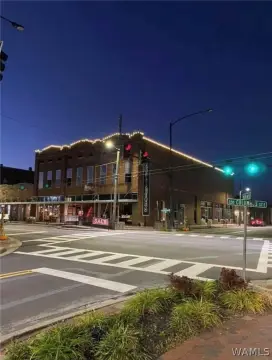 6-Storefront Retail Building
