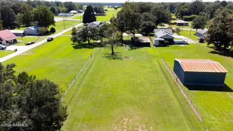Breaux Bridge Bayou-Side Land