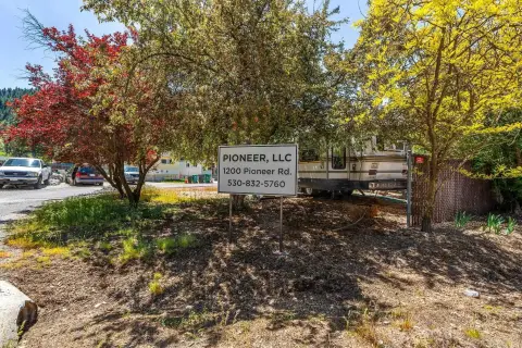 Pioneer Mobile Home Park, Quincy