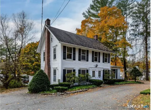 Commercial Building on Route 44