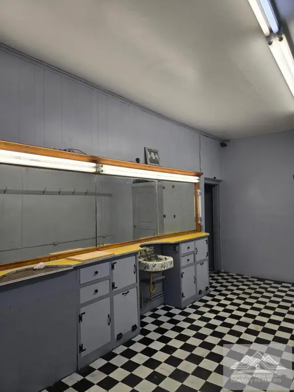 Picture 25